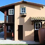 Casa Do Moinho Kır Evi